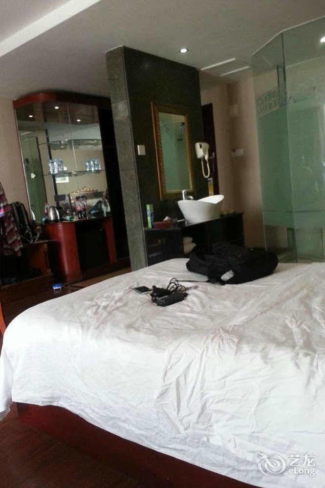 Yeste Hotel Nanning Jinhu Square Bagian luar foto